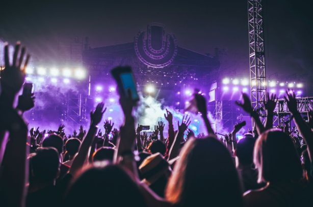 top-8-most-successful-music-festivals-worldwide:-a-global-celebration-of-sound